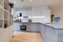 Property to rent : 57 Kingsland High Street, London E8