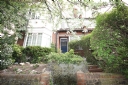 Property to rent : Burgess Hill, London NW2