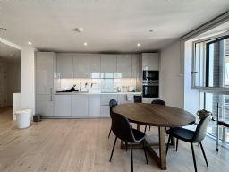 Property to rent : Hurlock Heights, Elephant Park, 4 Deacon Street, London SE17
