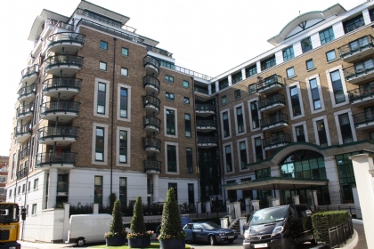 Property to rent : Warren House, Kensington West Side, London W14