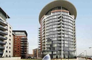ロンドン賃貸物件：Orion Point, 7 Crews Street, London E14