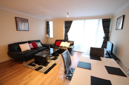 Property to rent : Regent Court, 1 North Bank, London NW8