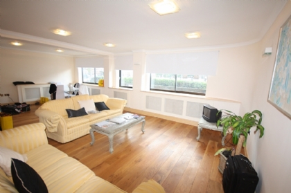Property to rent : The Terraces, 12, Queens Terrace, London NW8