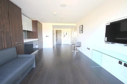 Property to rent : Moore House, Grosvenor Waterside, 2 Gatliff Road, Chelsea SW1W