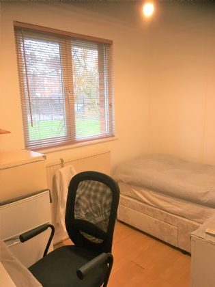 ロンドン賃貸物件：Bransdale Close, London NW6
