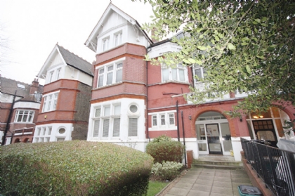 Property to rent : Frognal, LONDON NW3