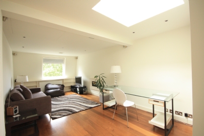 Property to rent : 8 Nevern Square, London SW5