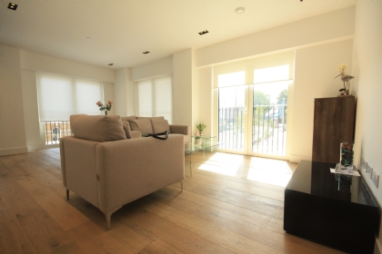 Property to rent : Keybridge House, 2 Exchange Gardens, London SW8