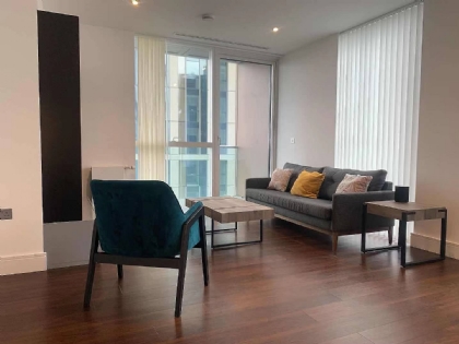 Property to rent : Maine Tower, 9 Harbour Way, London E14