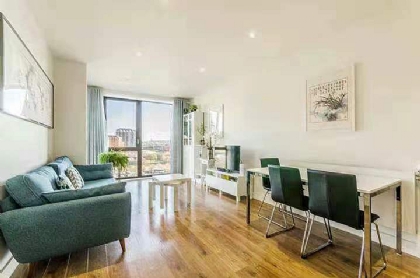 Property to rent : Lighterman Point, 3 New Village Avenue, London E14