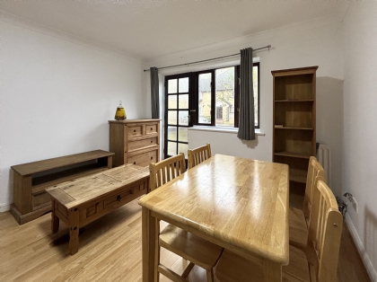 Property to rent : Stonechat Court, 45 Swan Drive, Colindale, London NW9