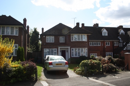 Property to rent : Hendon Avenue, London N3