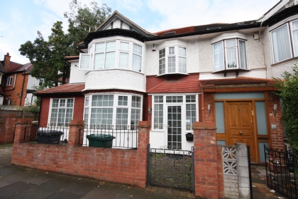 Property to rent : Ambrose Avenue, LONDON NW11