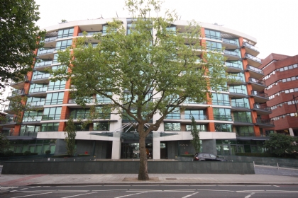 ロンドン賃貸物件：Pavilion Apartments, 34 St. Johns Wood Road, London NW8