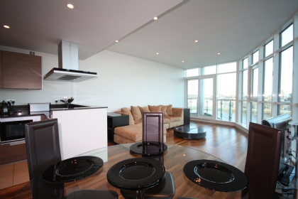 Property to rent : Hamilton House, St. George Wharf, London SW1