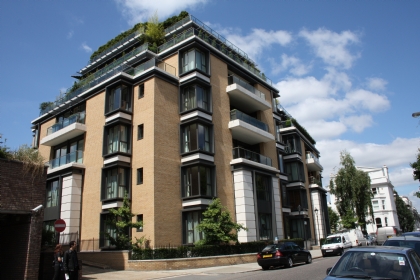 Property to rent : Wycombe Square, London W8