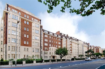 Property to rent : Wellington Court, 55-67 Wellington Road, London NW8