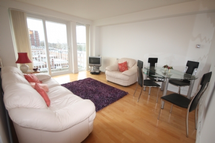 ロンドン賃貸物件：Buttermere Court, Boundary Road, London NW8