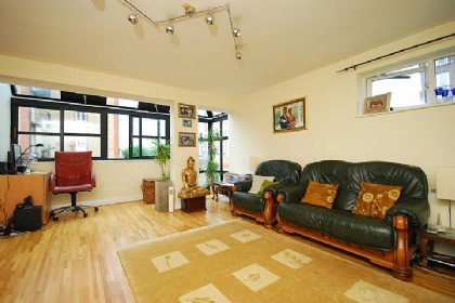 Property to rent : Admiral Place, LONDON SE16