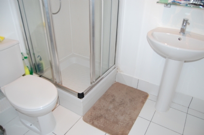 Property to rent : Moore House, Canary Central, Cassilis Road E14