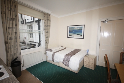 Property to rent : Gloucester Place, London NW1