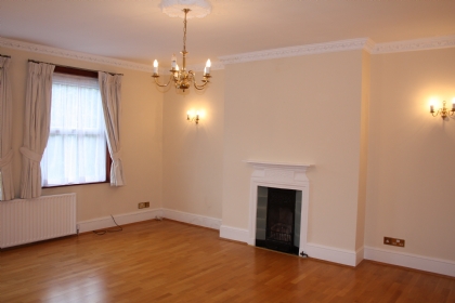 Property to rent : Frognal Lane, London NW3