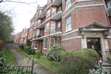 Property to rent : Langland Mansions, 228  Finchley Road, London NW3