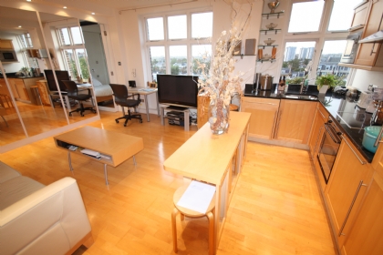 ロンドン賃貸物件：Abercorn Place, London NW8