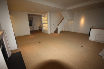 ロンドン賃貸物件：Upper Addison Gardens, LONDON W14