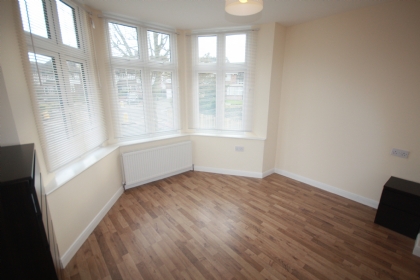 ロンドン賃貸物件：Hodford Road, London NW11