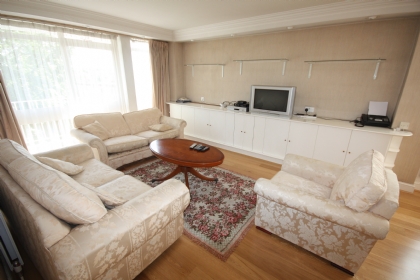 ロンドン賃貸物件：Blair Court, Boundary Road, London NW8